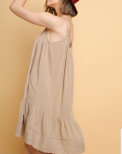 Load image into Gallery viewer, ESME RUFFLE HEM DRESS