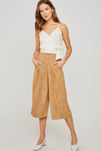Load image into Gallery viewer, AMY TAN PLEATED CULOTTE PANT